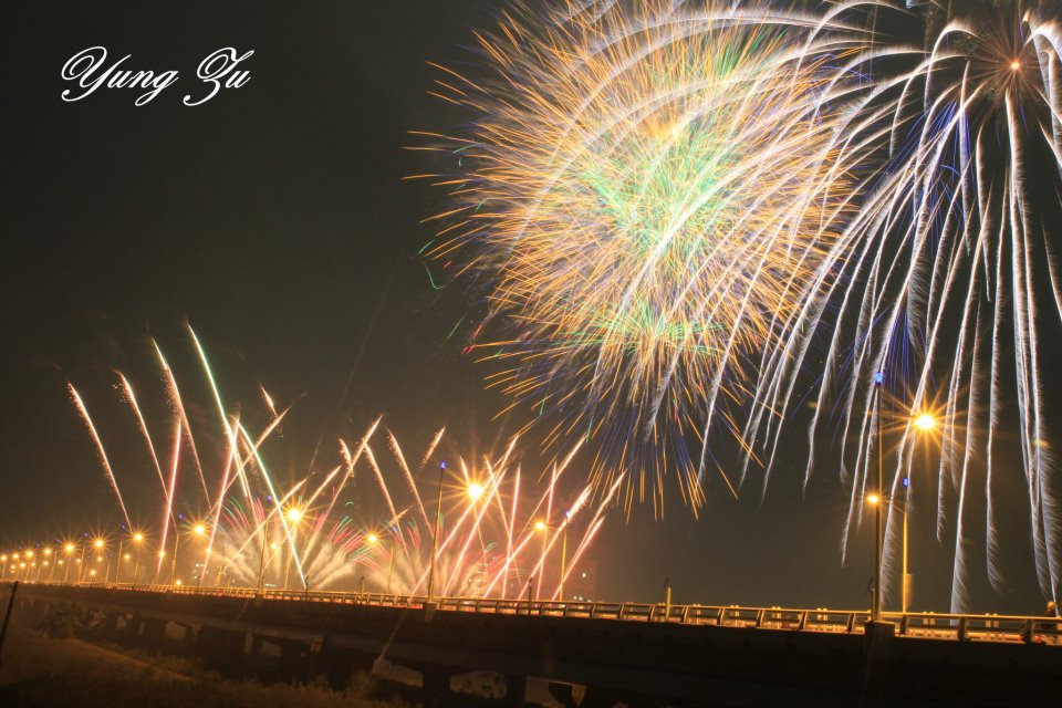 http://i.dcview.tw/gallery/201112/7a3056a47c3f791f42010309b1031362.jpg