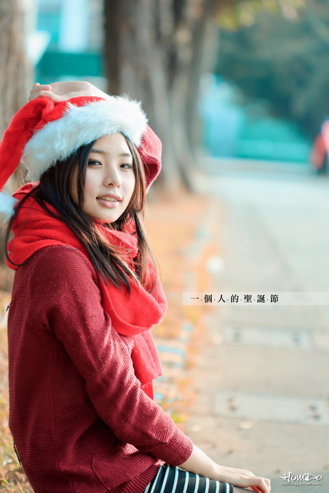http://i.dcview.tw/gallery/201112/7dc9a58826580ad1fe6fece38e0430d9.jpg