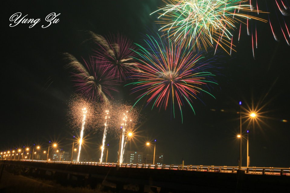 http://i.dcview.tw/gallery/201112/989a7f3780a818e531c7b9cff49f8a42.jpg
