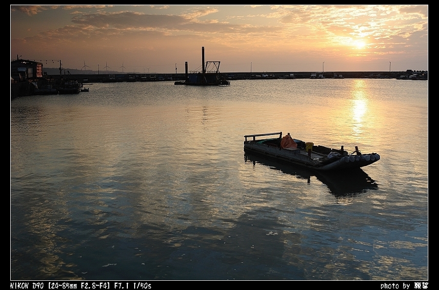 http://i.dcview.tw/gallery/201112/99244b28b951a4941e289fe59e3707a2.jpg