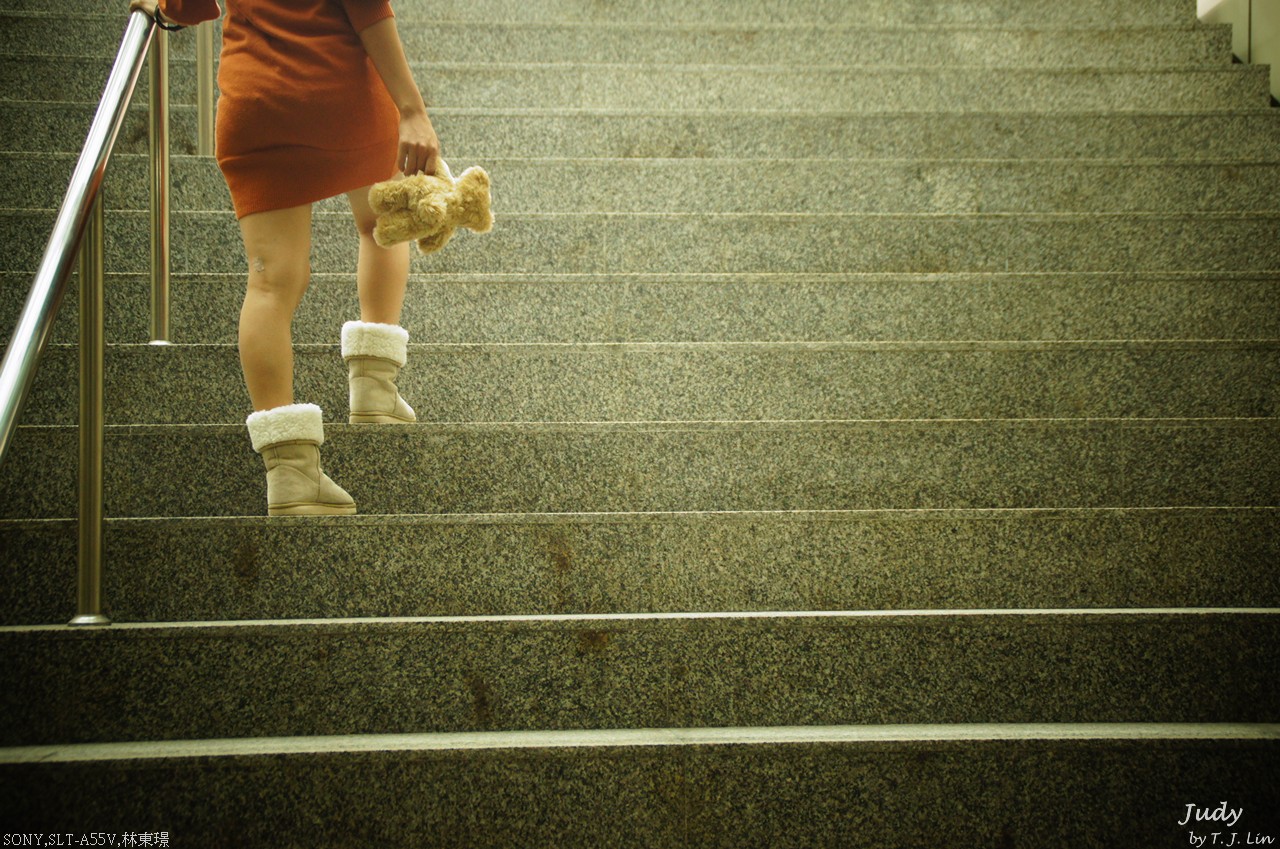 http://i.dcview.tw/gallery/201112/ac853f5f779b8dc5377be4bf29fddf2d.jpg