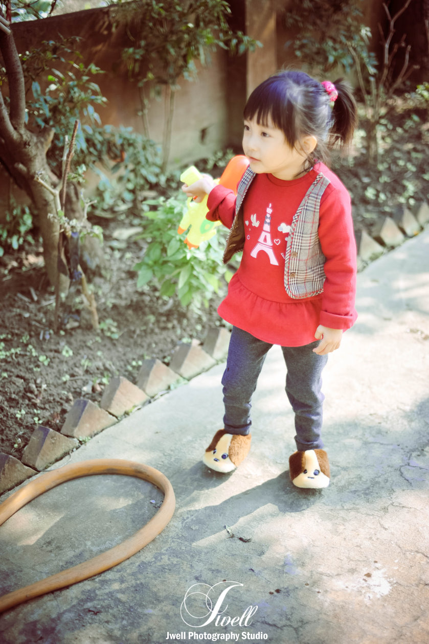 http://i.dcview.tw/gallery/201112/ad8e20b05f39a6a7c240e4c18ee962a7.jpg