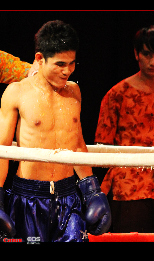 http://i.dcview.tw/gallery/201112/b494cc084a0091c7ca47858a1a1b1d58.jpg