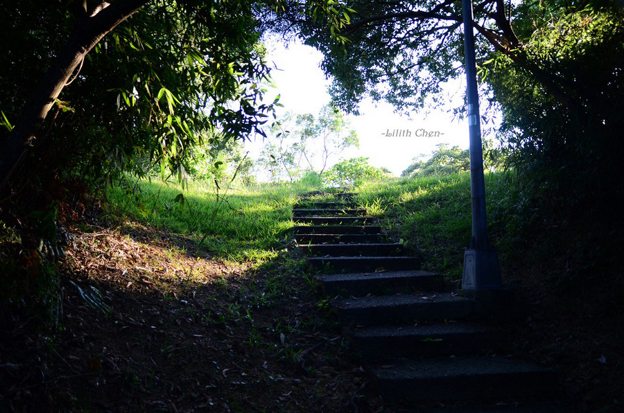 http://i.dcview.tw/gallery/201112/b76a3d42c9aa58812c844706efb6da2a.jpg