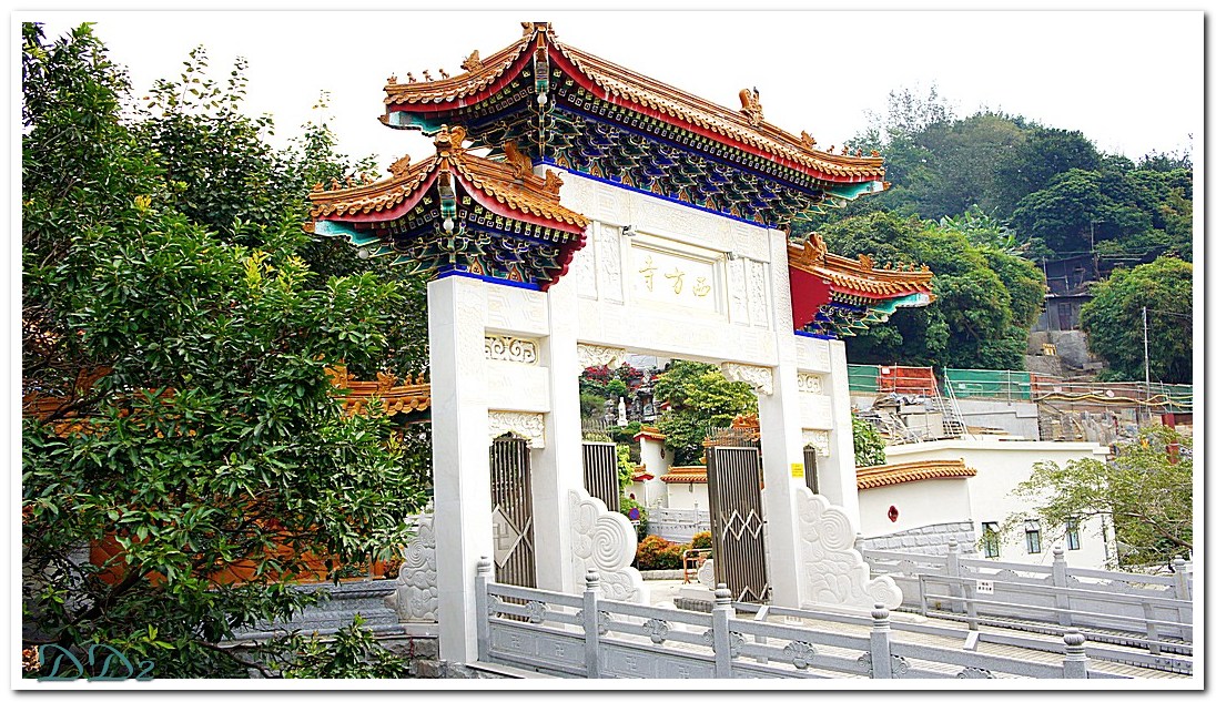 http://i.dcview.tw/gallery/201112/b89d87d1646a769dd09ff25a33dfcfc1.jpg