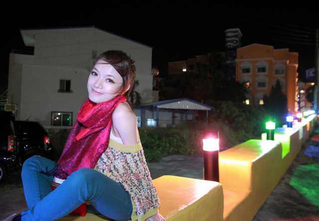 http://i.dcview.tw/gallery/201112/c253236a267e04518741273b9910a760.jpg