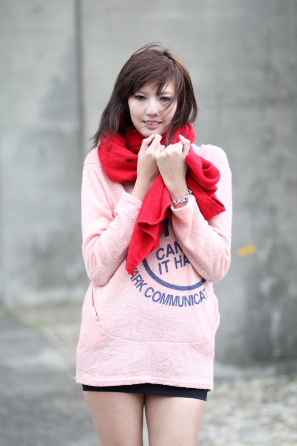 http://i.dcview.tw/gallery/201112/ccbdfcaa6dc8f8f67f60aa692015f677.jpg