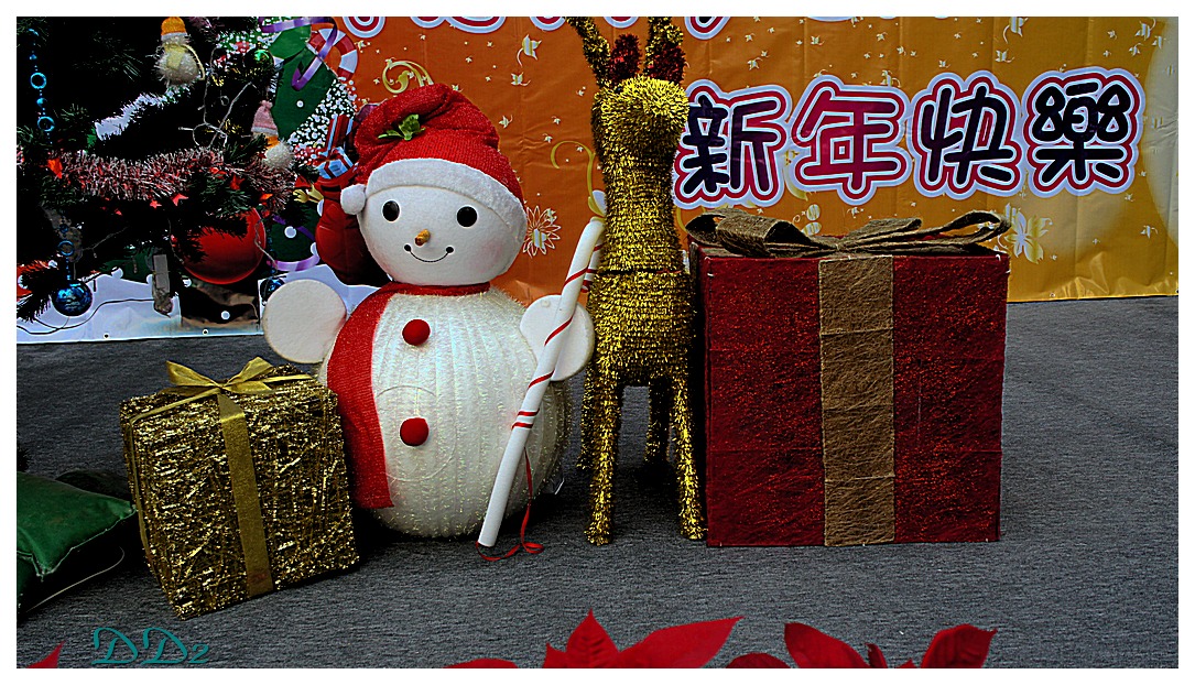 http://i.dcview.tw/gallery/201112/ced903baa81cb53819d6b764a0ccbf73.jpg