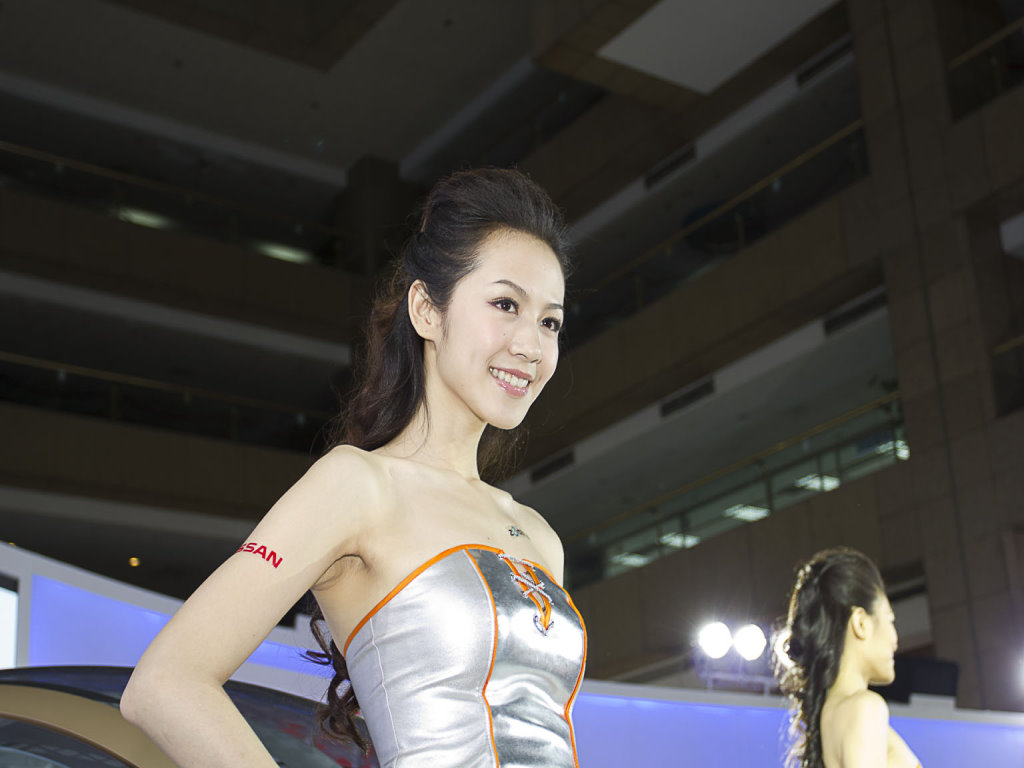 http://i.dcview.tw/gallery/201112/f8a47fa1461def3cf5e7d8ff7e2824be.jpg