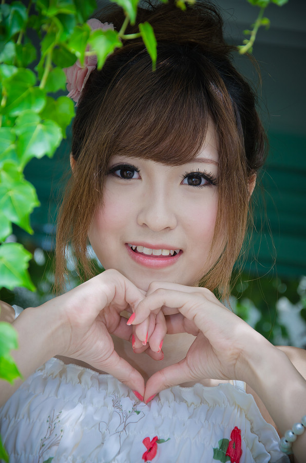 http://i.dcview.tw/gallery/201112/ff5f6aa94adc8936b78b0a4d7c793c1a.jpg