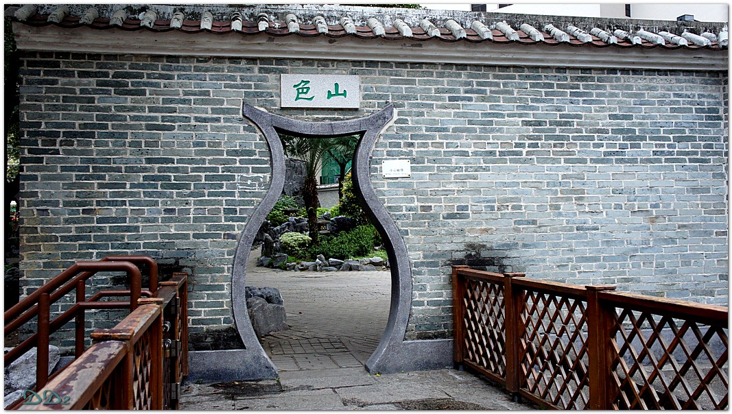 http://i.dcview.tw/gallery/201201/004a30ab25574ca6f0e1c2aef1cbd307.jpg