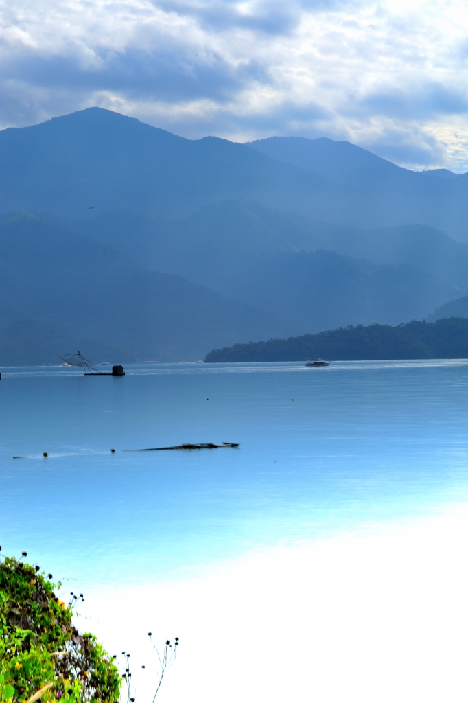 http://i.dcview.tw/gallery/201201/2f495841cfcd1cc195a45ff3445efb54.jpg