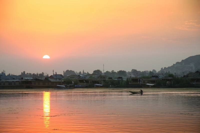 http://i.dcview.tw/gallery/201201/378ea08f07b54c51817ad857d51fbb8e.jpg