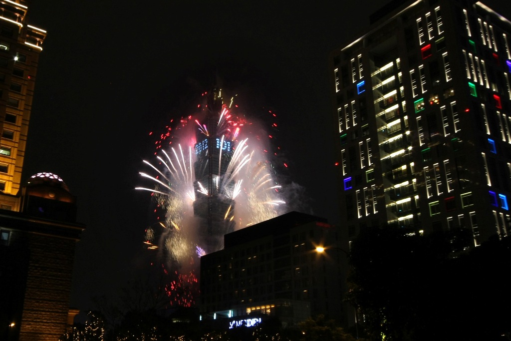 http://i.dcview.tw/gallery/201201/83aa05967c155bc12fc980a74110b166.jpg