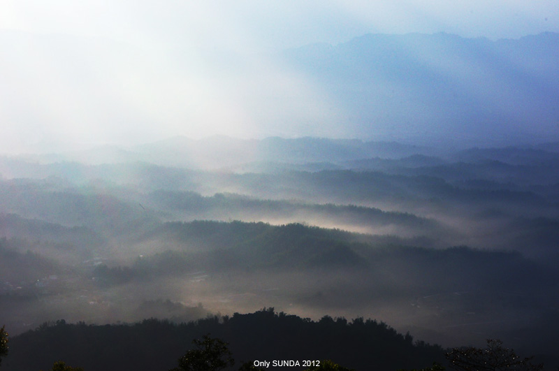 http://i.dcview.tw/gallery/201201/94913f752914d6f4ab41ed771fb94bc1.jpg