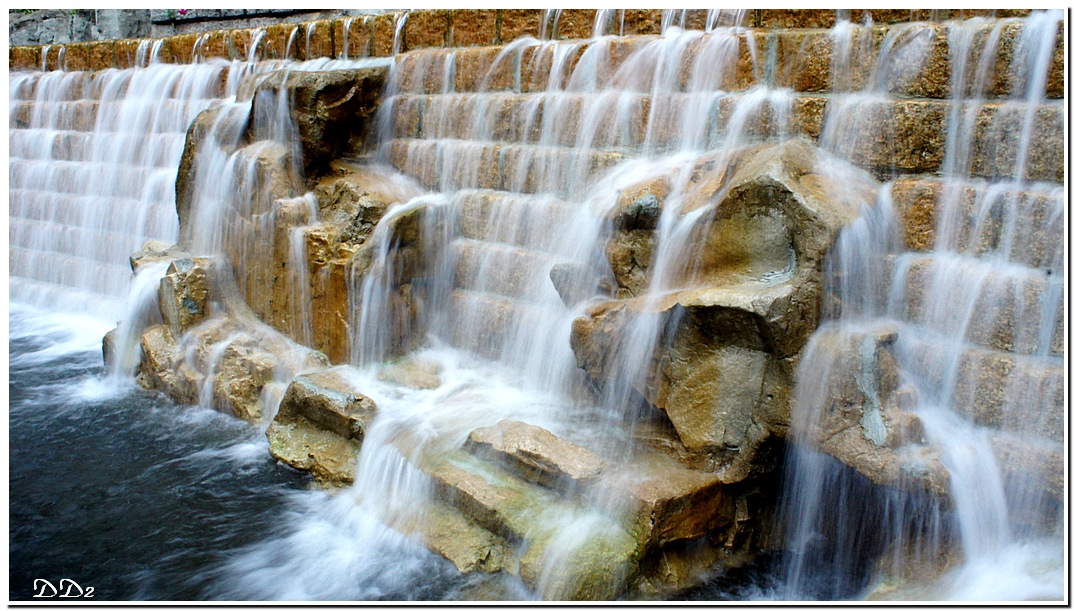http://i.dcview.tw/gallery/201201/95e9cb292b9be403e675560690e1fb4b.jpg