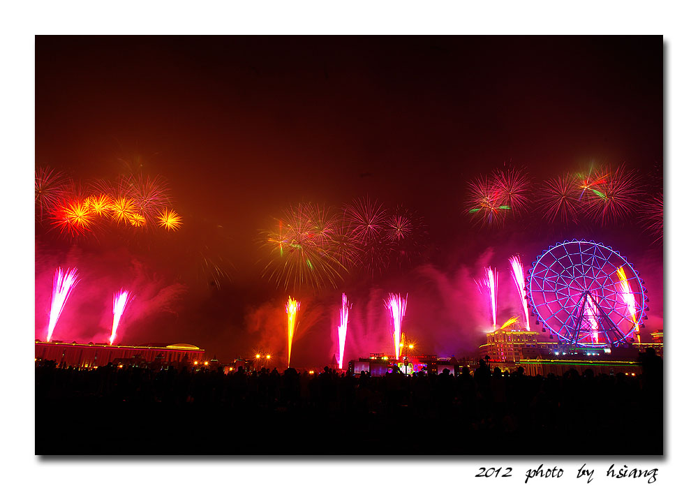 http://i.dcview.tw/gallery/201201/bafa7920d724a27a3970f771c6b75881.jpg