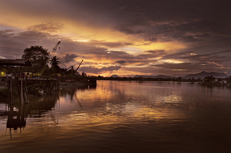 http://i.dcview.tw/gallery/201201/bf03d440ae5cde6631087be3c32abe6d.jpg