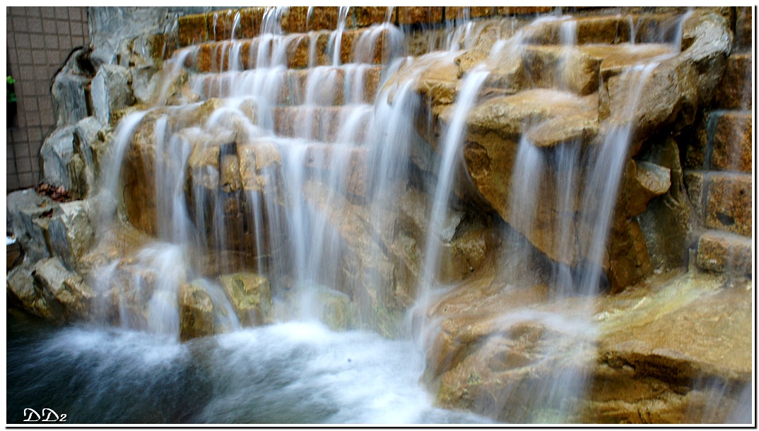 http://i.dcview.tw/gallery/201201/c3fe334f8d777db042e5ec2fd531cca2.jpg