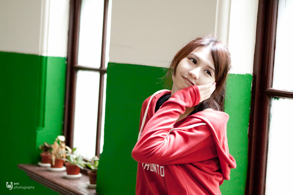 http://i.dcview.tw/gallery/201201/e915e93257a6d164e18f11ec977e4d7b.jpg