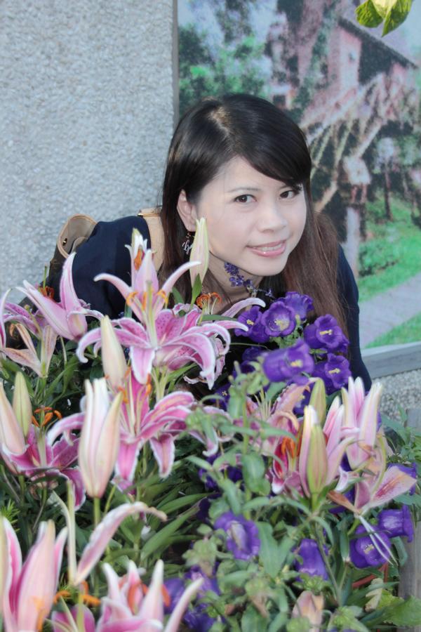 http://i.dcview.tw/gallery/201202/03b5e7c2782a0d0487bb3cc60b235fde.jpg