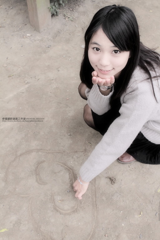 http://i.dcview.tw/gallery/201202/03e2089a98c74ce2d450dda4b935757f.jpg