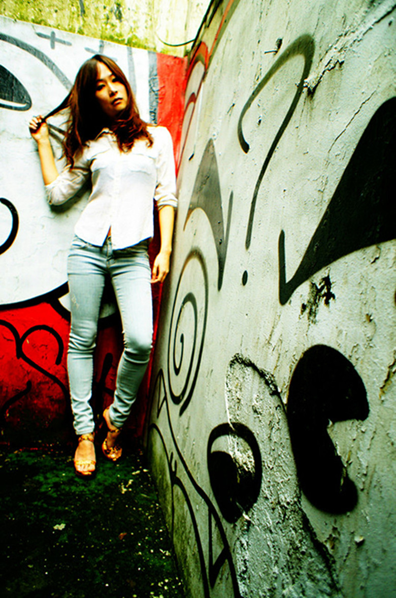 http://i.dcview.tw/gallery/201202/05d3de9e4ace21e726149b0a502d7016.jpg