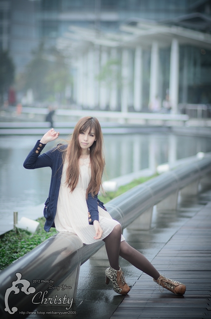 http://i.dcview.tw/gallery/201202/11160626fa5e654595b600194aa6caae.jpg