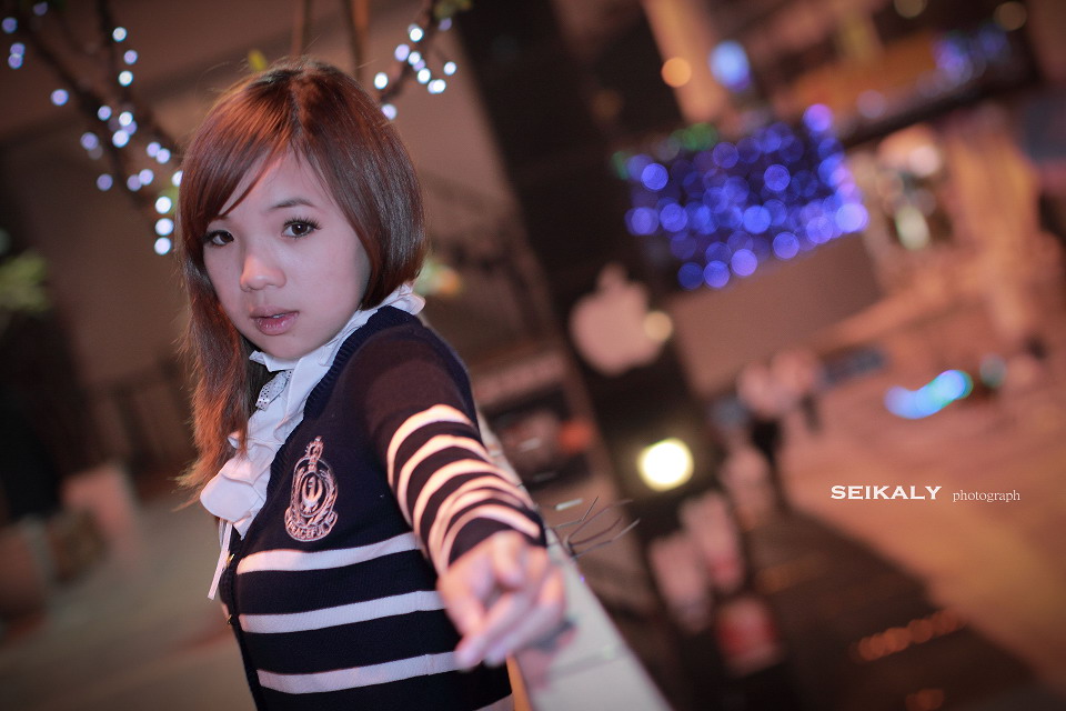 http://i.dcview.tw/gallery/201202/14320818d67f608bb7bdba0621f414ef.jpg