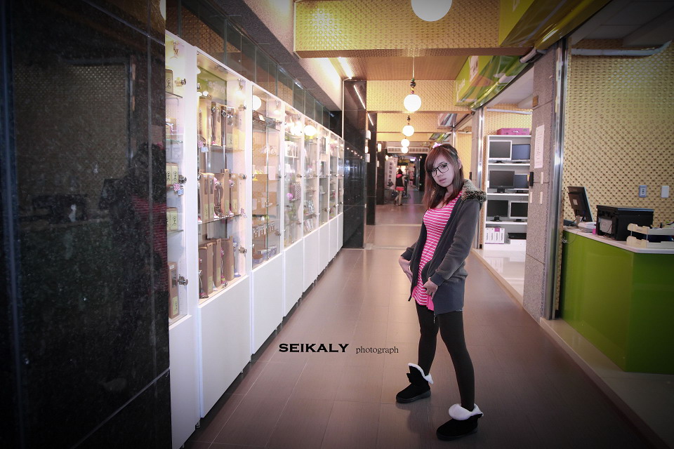 http://i.dcview.tw/gallery/201202/1c1f38befc63f66a1ff680c3ba792499.jpg