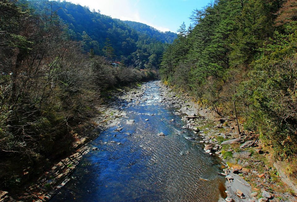 http://i.dcview.tw/gallery/201202/27a0953b17cb23e7a1546dd1c383e1e9.jpg