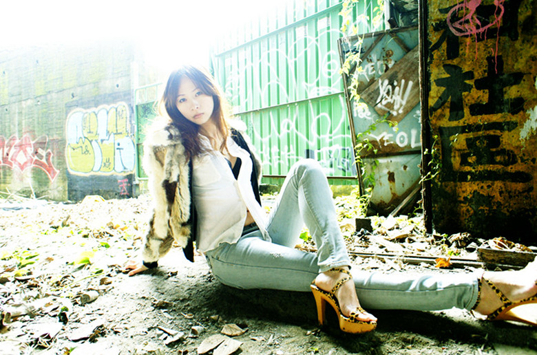 http://i.dcview.tw/gallery/201202/2945af011ef49fd3e2028fc06dc457f3.jpg
