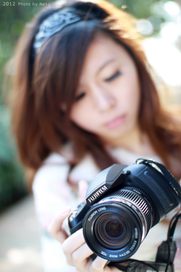 http://i.dcview.tw/gallery/201202/2be2a4a741f7d096e0d8c354458ad5f5.jpg