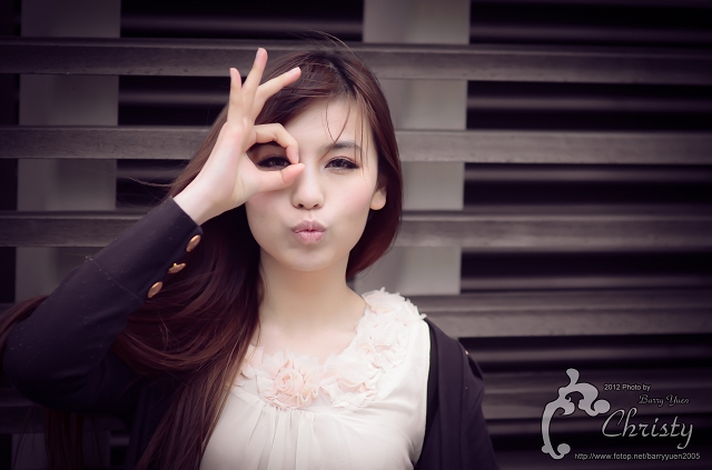 http://i.dcview.tw/gallery/201202/3855e3518227858e868b8538e7b1ea7b.jpg