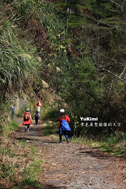 http://i.dcview.tw/gallery/201202/3c15d56ab68800e172a5b09588736ea2.jpg