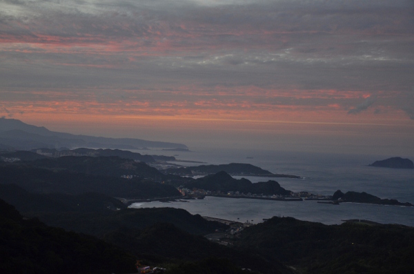 http://i.dcview.tw/gallery/201202/b972891662cfda89c37fedb3e50d19b1.jpg