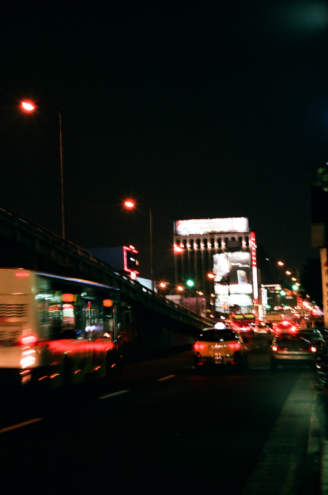 http://i.dcview.tw/gallery/201202/c47f82e4af73fc5ca96ed00cdc2fc39f.jpg