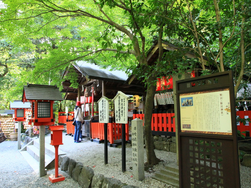 http://i.dcview.tw/gallery/201202/e0d2b33c12793f8b195a5d464415f1b9.jpg