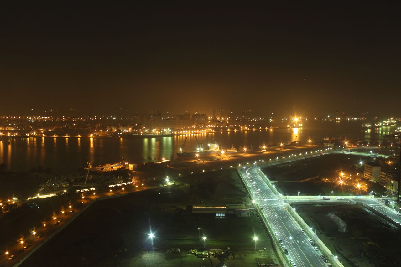 http://i.dcview.tw/gallery/201202/edb960b210fe1da105b91a861664234a.jpg