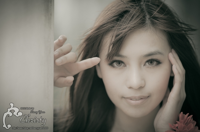 http://i.dcview.tw/gallery/201202/ef4ac9133d0d5320d55ee1726ab87de3.jpg