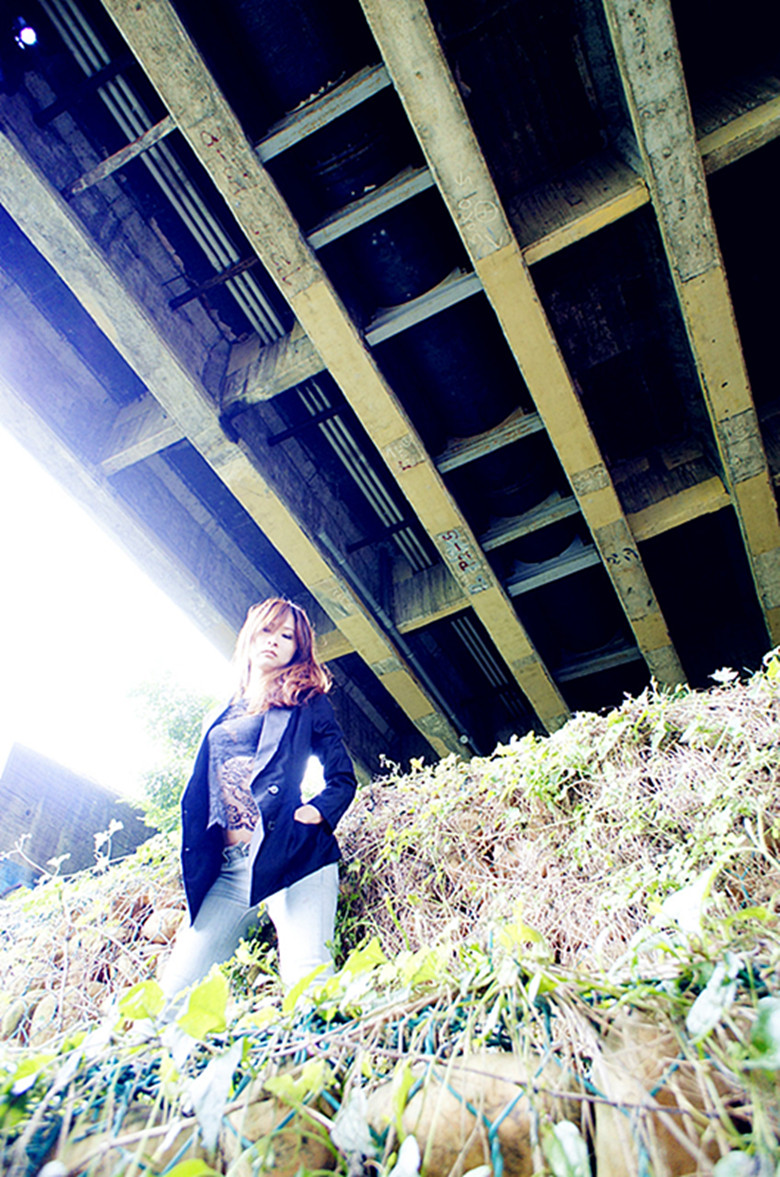 http://i.dcview.tw/gallery/201202/f610fe865661a524eef634fb6d965e1f.jpg