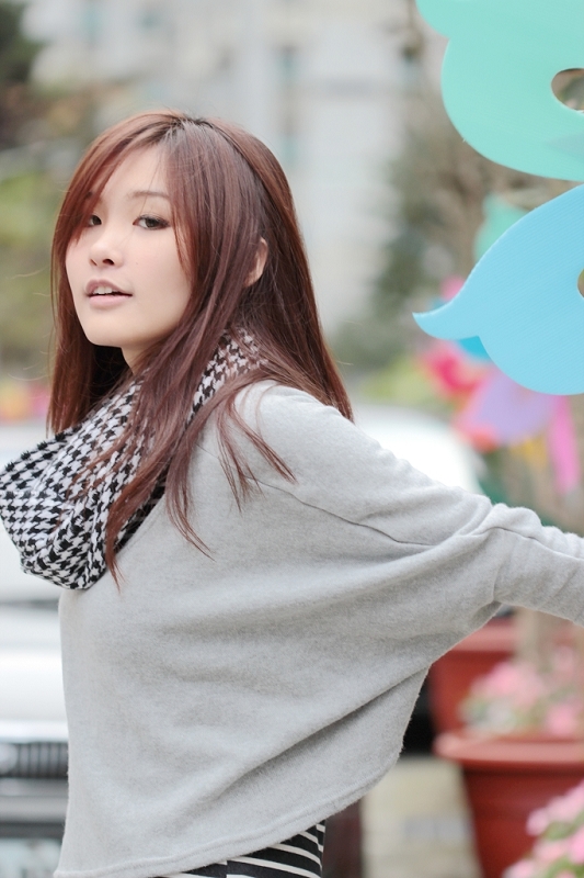 http://i.dcview.tw/gallery/201202/fc7541bfe33d9491a811935cbc26a1b1.jpg