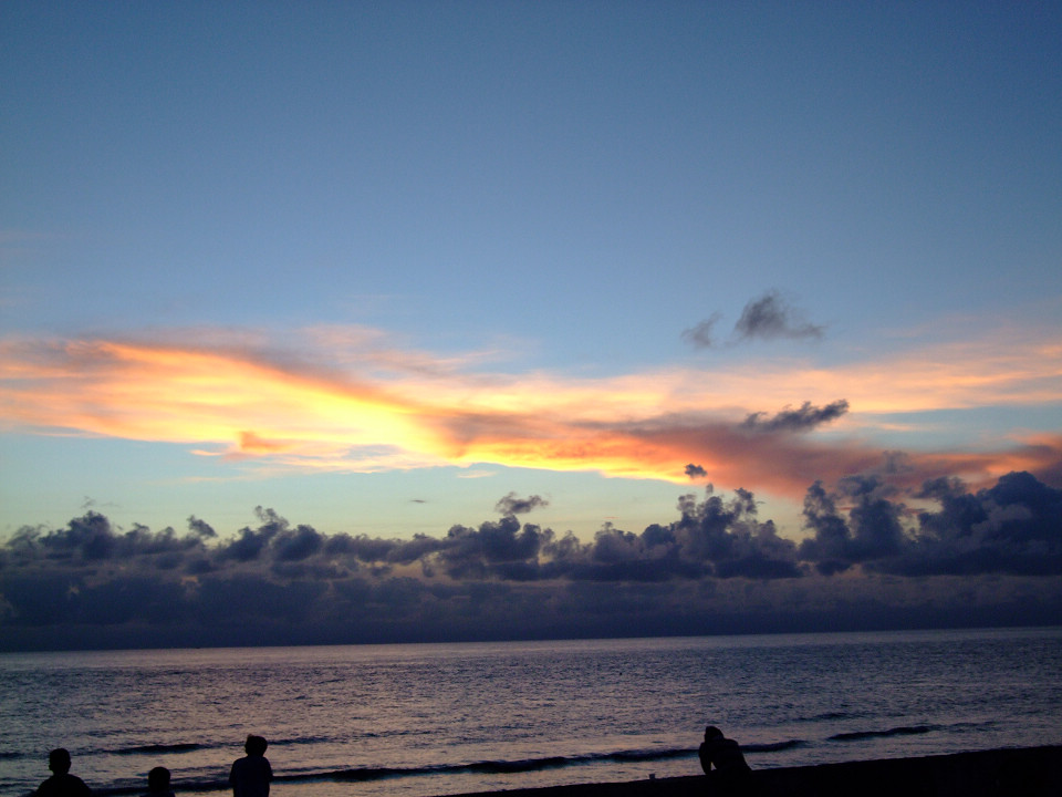 http://i.dcview.tw/gallery/201202/fd2ef64da066fcf304310a89f43c06bd.jpg