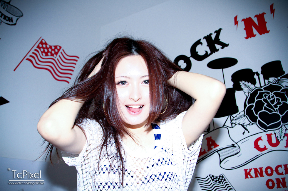 http://i.dcview.tw/gallery/201203/2a4409db9a0a91779c170d368417d8fd.jpg