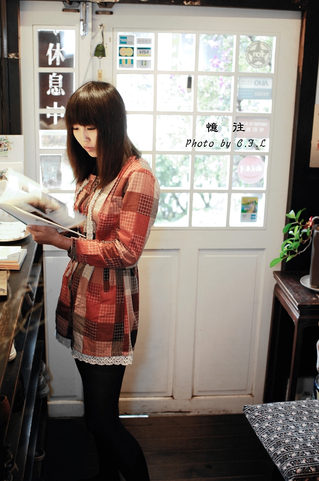 http://i.dcview.tw/gallery/201203/31a29f1546d4f8445678df87ed527c6d.jpg