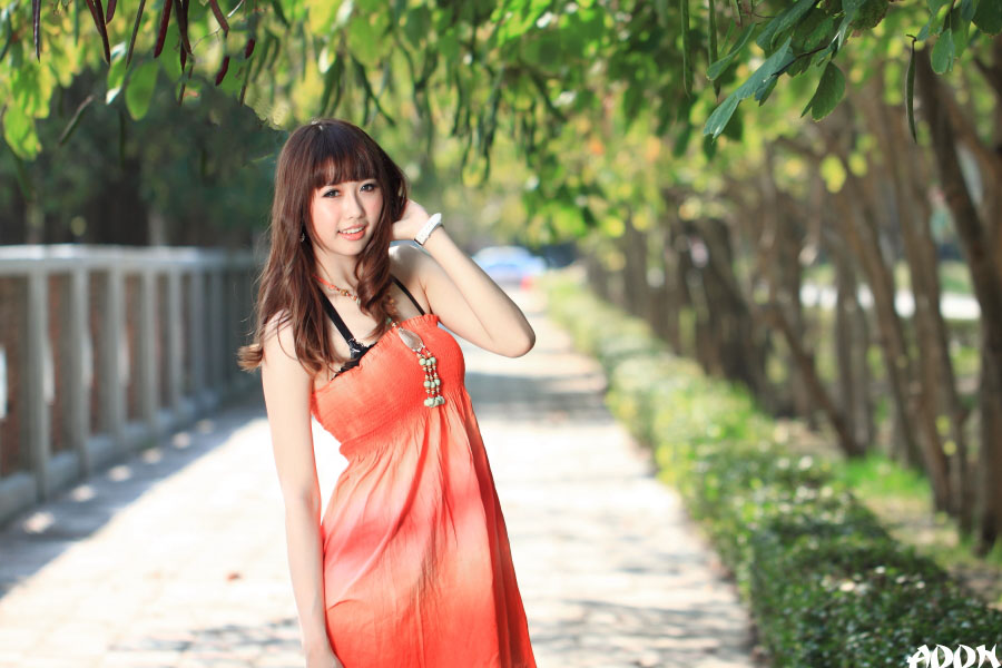 http://i.dcview.tw/gallery/201203/41b5fe2c2a9ff0521357056568ece1e0.jpg