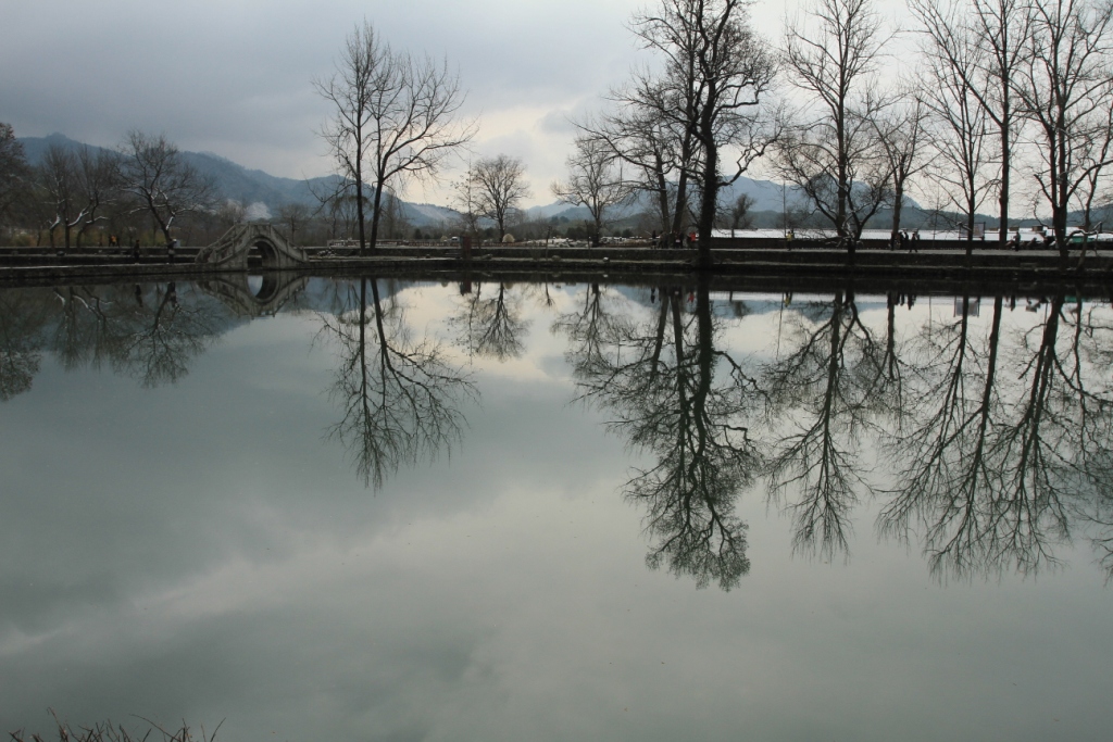 http://i.dcview.tw/gallery/201203/5463a4f971a69e0d25e278e7f23f9c7f.jpg