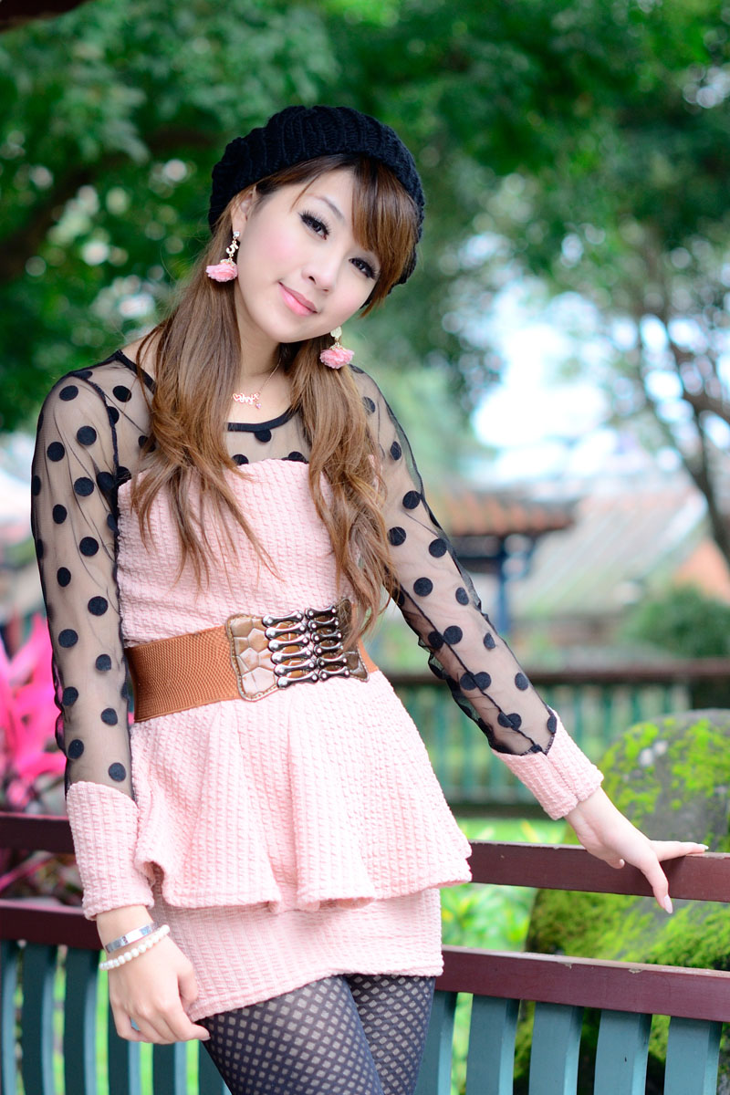 http://i.dcview.tw/gallery/201203/66bd2f44bc7b659d02d5ecb72727ce70.jpg