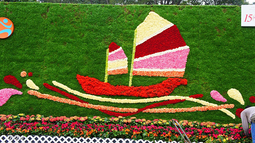 http://i.dcview.tw/gallery/201203/74f32938f49e5c3ae06132fa28d71202.jpg