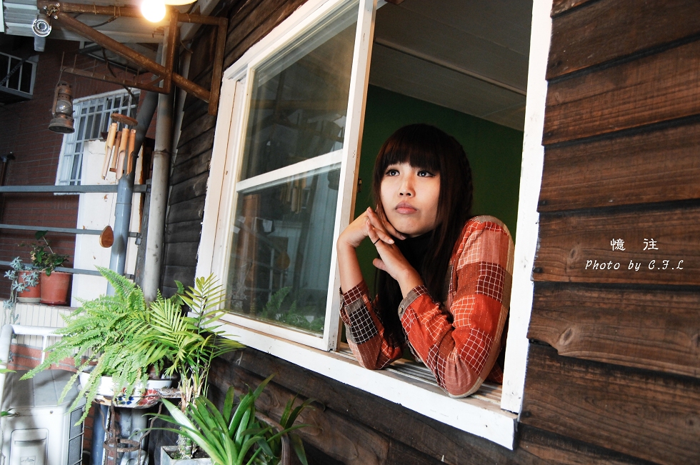 http://i.dcview.tw/gallery/201203/85f8766f2c078055e2e5d49c768b90e2.jpg